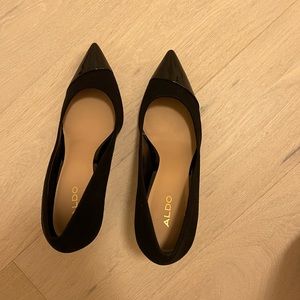 New black aldo pumps